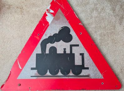 Puffing Billy railway level crossing warning sign