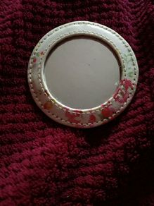 Pocket mirror