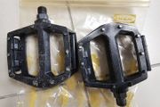 Wellgo Flat Platform Bike Pedals, Pair