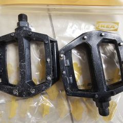 Wellgo Flat Platform Bike Pedals, Pair