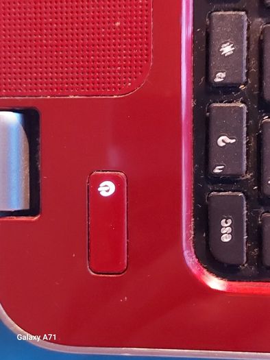 HP Pavillion 15.6 inch Laptop, Red, 4GB Ram, 128GB SSD, AMD A4-5000 APU with Radeon(TM) HD Graphics 1.5Ghz, Windows 10, Microsoft Edge, Chrome and VLC