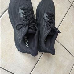hoka clifton 10 mens size 12 uk