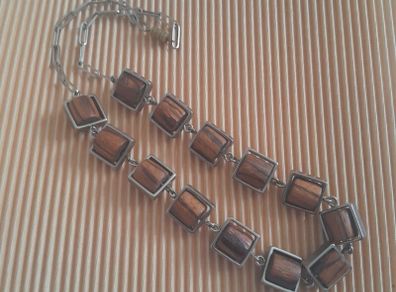NECKLACE - Vintage - Stainless Steel & Wood