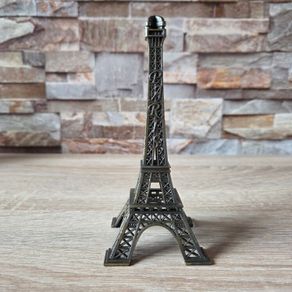 Eiffel Tower figurine and souvenir model