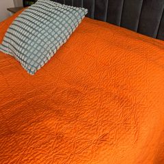 King size heavy duty vibrant orange bedspread