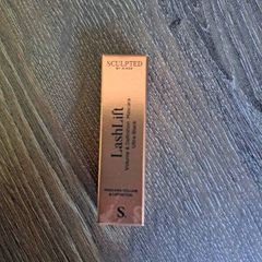 Sculpted by Aimee Lash lift mini mascara
