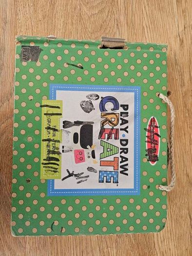 Melissa & Doug Play Draw Create