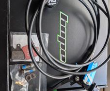 hope tech 4 X2 brake lever + caliper