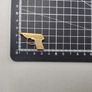 Vintage Waddingtons Cluedo Game 1983 Replacement Spare Gold Revolver Image 3