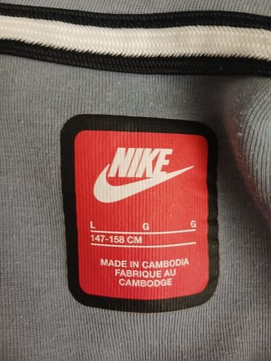 Nike Tech