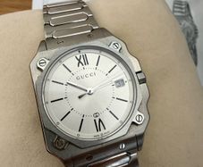 Gucci g-flat watch