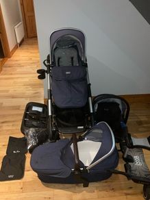 Silver Cross Travel Set. Looking for a Good Home.Offers Welcome