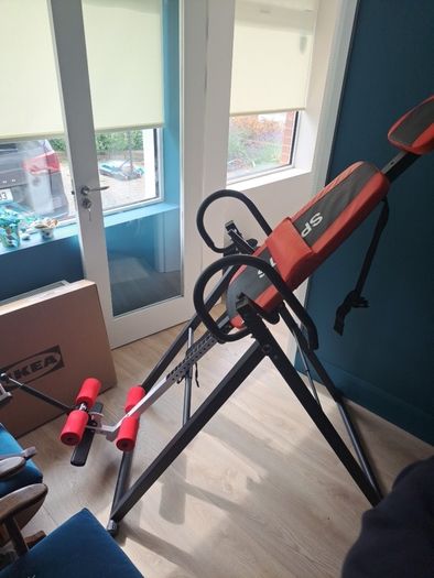 Inversion table