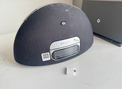 Speaker ipod dock-station with aux and radio