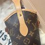 Genuine Louis Vuitton 'Fold Me Pouch' Image 6