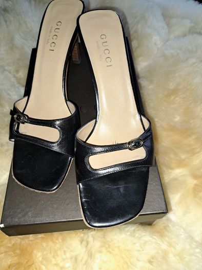 Vintage Gucci Black Leather Buckle Heel