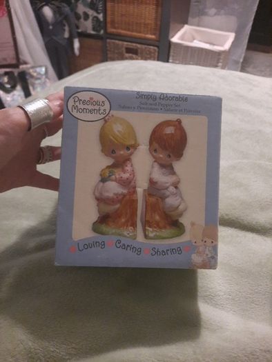 precious moments salt n pepper set