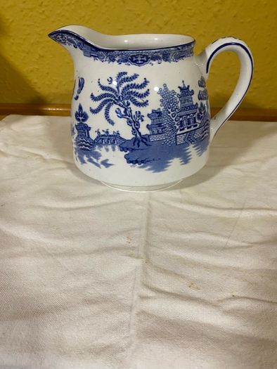 Gibson and Son Willow Pattern Jug