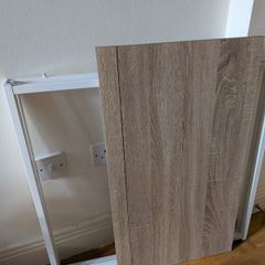Fold away desk (broken/repairable)