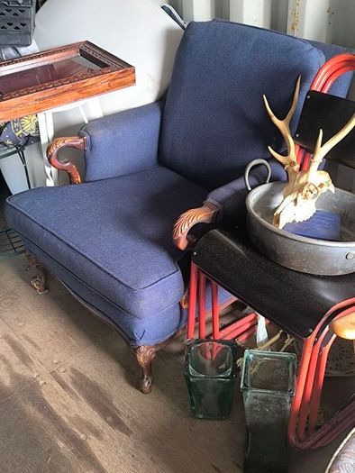Retro, vintage, antiques - Lusk