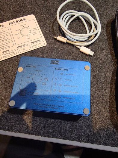 Hichord pocket audio synthesiser