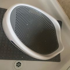 Newborn Bath