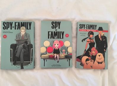 Spy x Family Vol. 1 + Vol. 2 Manga + Family Portrait Light Novel
