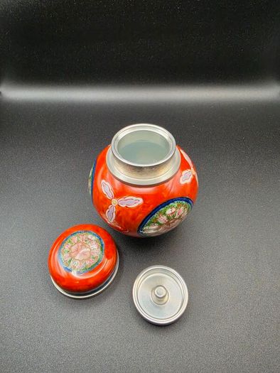Japanese Gen-emon Arita Porcelain Tea Caddy Original Box