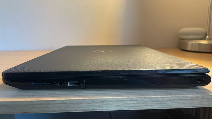 Dell Vostro 15
