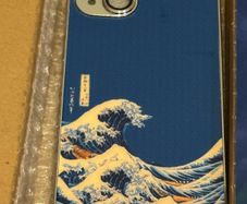 New iPhone 15 plus Japanese Wave glass case - Free