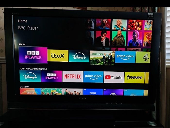 Sony Bravia 40 INCH / Not Smart