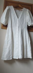 H&M cream lace type dress