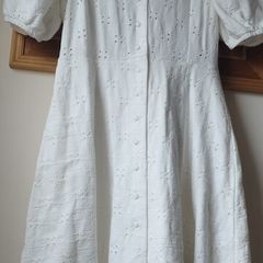 H&M cream lace type dress