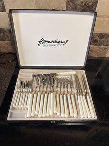cutlery set