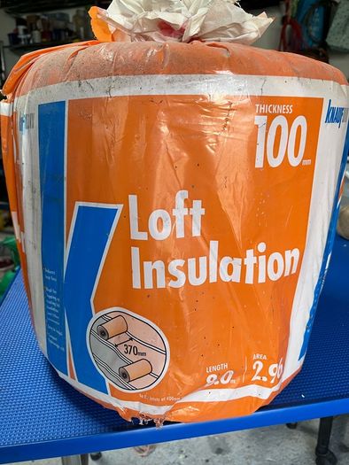 4 x rolls of insulation