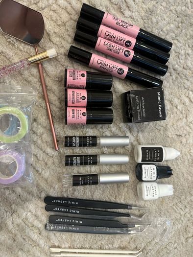 Eyelash tech kit