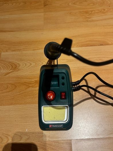 Soldering station