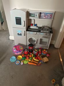 Toy Kitchen