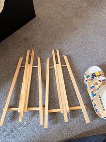 painting stand