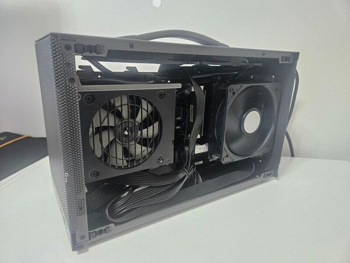 miniITX - AMD Ryzen 7, 32GB ddr5, Nvidia RTX 5060ti, 1tb nvme ssd, 1440p- gaming pc