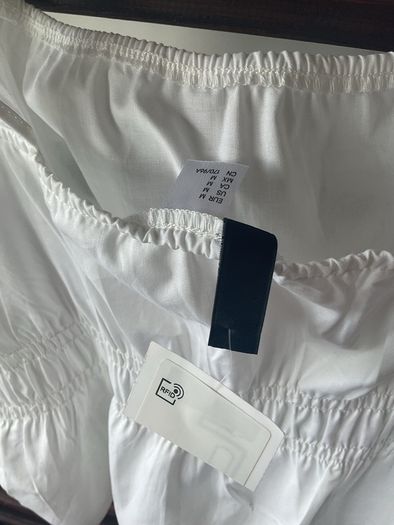 top H&M white 100% cotton top medium