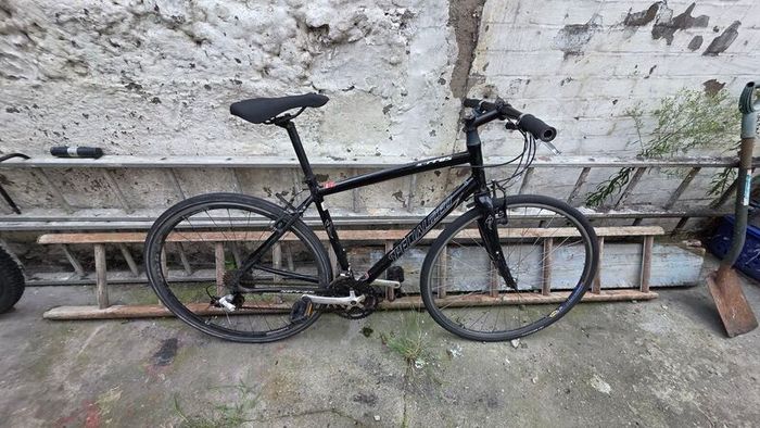 Specialized Sirrus Hybrid Bike