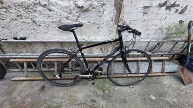 Specialized Sirrus Hybrid Bike