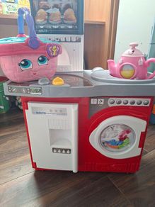 play kitchen