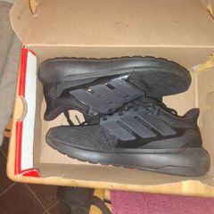 Adidas Ultimashow 2.0 Triple Black UK Size 7 (Like New)