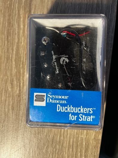 Assortment of Fender Stratocaster pickups - Duncan + G&L