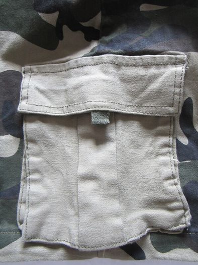 Short Green Camouflage Cargo Skirt - BNWT