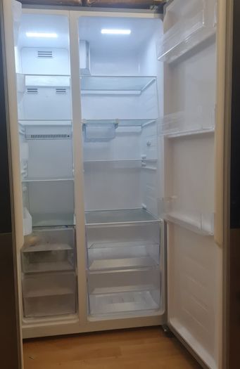 Finlux American Fridge Freezer
