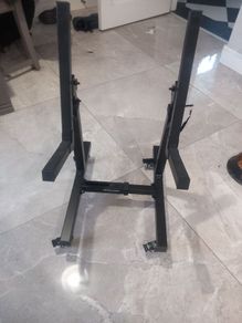 Guitar amp stand