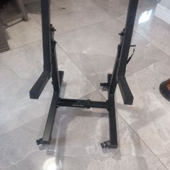 Guitar amp stand